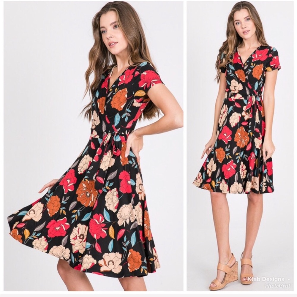 🌺LAST Black Floral Brushed Fabric Midi Wrap Dress - Picture 4 of 4